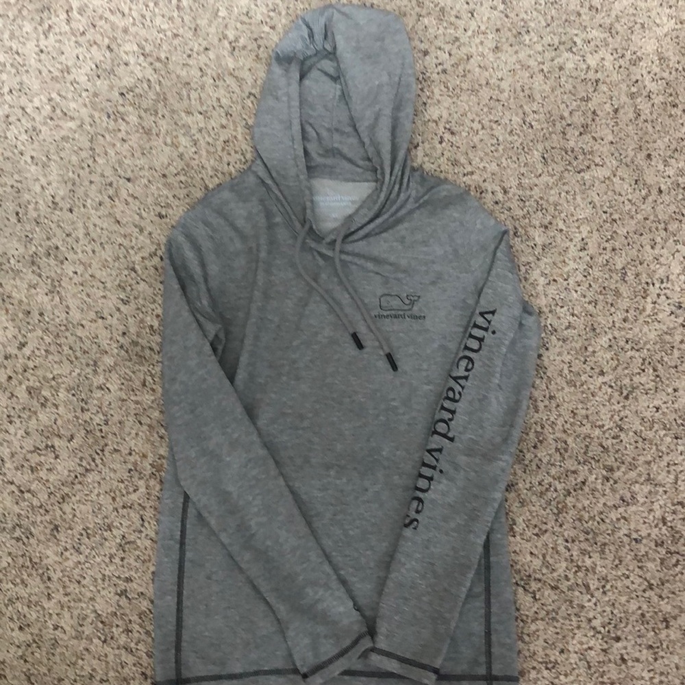 Vineyard vines performance hoodie